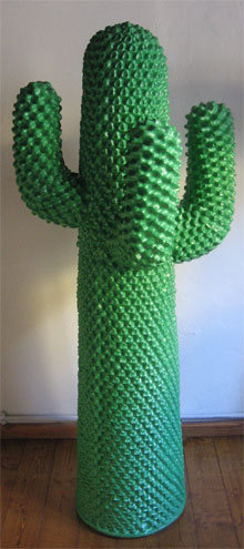Cactus elemento decorativo con funzione di attaccapanni - Guido Drocco, Franco Mello - Gufram 